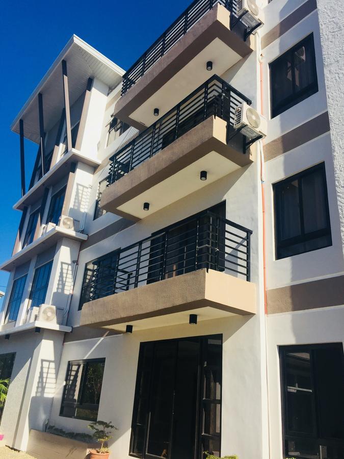 The Guest House Laoag Exterior photo