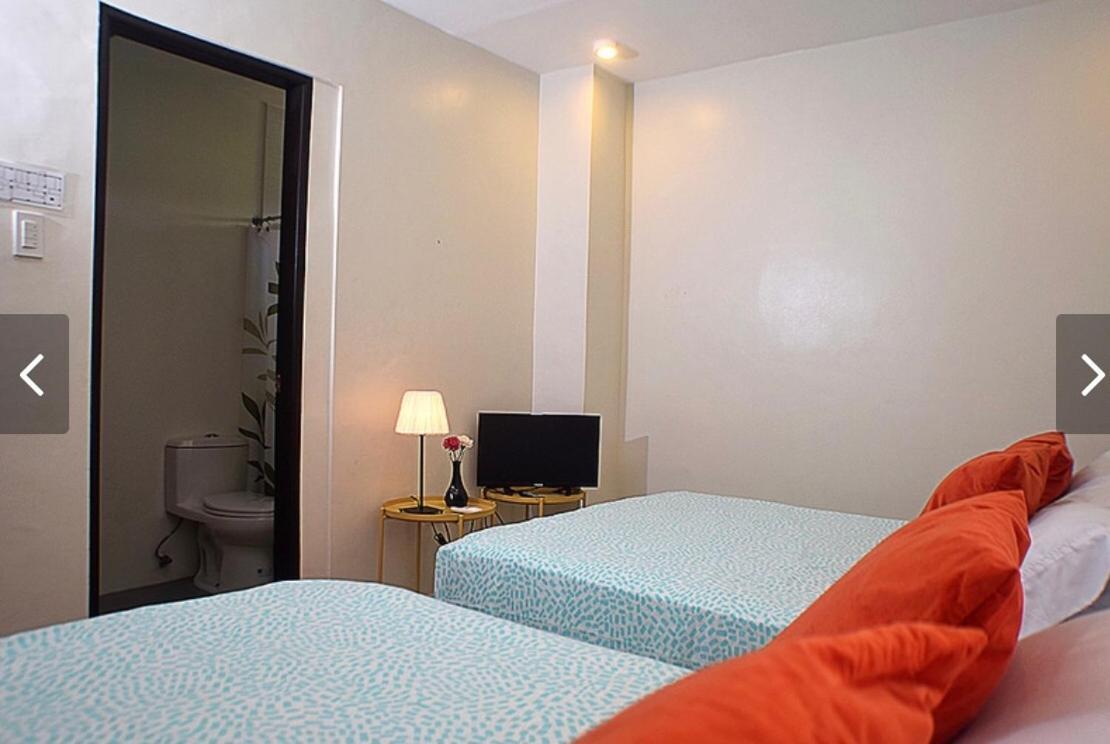 The Guest House Laoag Exterior photo